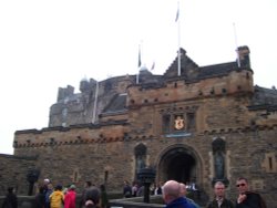 Edinburgh Castle, Edinburgh, Midlothian, Scotland. Wallpaper