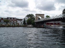 Marlow, Buckinghamshire - August 2006. Wallpaper