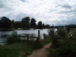 Marlow, Buckinghamshire - August 2006 Wallpaper