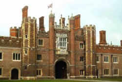 Hampton Court Palace, East Molesey. Wallpaper