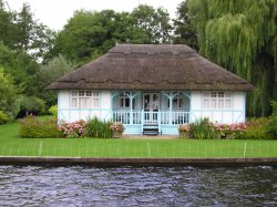 Wroxham, Norfolk Broads Wallpaper