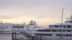 gunworfs, Portsmouth Wallpaper