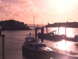 gunworf, portsmouth Wallpaper