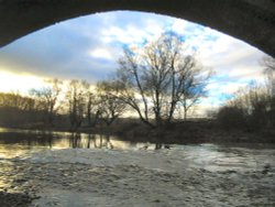 14th century bridge over the river Wear, Bishop Auckland, County Durham Wallpaper