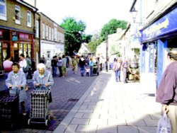 Thetford Pedestrian Shopping area. Thetford, Norfolk Wallpaper