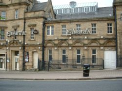 Edwards public house in Bradford, West Yorkshire Wallpaper