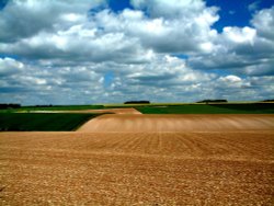 The rolling Yorkshire Wolds Wallpaper
