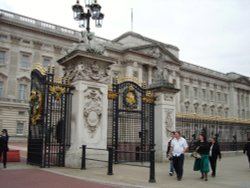Buckingham Palace, London Wallpaper