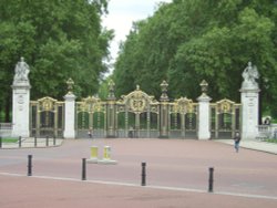 Palace Gates, London Wallpaper