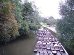 Punts on River Cherwell, Oxford, Oxfordshire Wallpaper