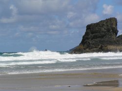 Waves roll in on Porthcovan beach, north Cornwall coast. Wallpaper