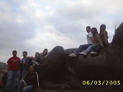 A group from Kansas posing on the lions made from Napoleanic War Cannons Wallpaper