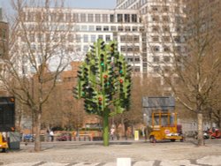 Canary Wharf along the Thames in East London Wallpaper
