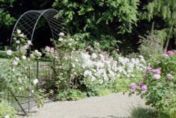 Waddesdon Manor in Buckinghamshire Wallpaper