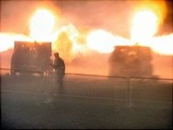 Fort Nelson, Hampshire. The 25-pounder field guns being fired 2006 grand military tattoo Wallpaper