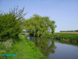 The Chesterfield Canal which runs through the middle of the village of Ranby in Nottinghamshire Wallpaper