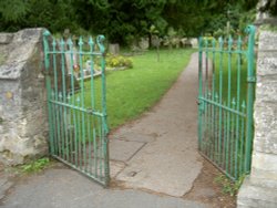 Holy Trinity Church Wallpaper