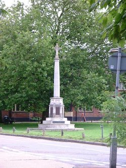 War Memorial, Loughton