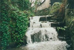 Cottingley beck waterfall