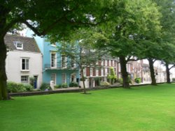 Houses near Lincoln Cathedral Wallpaper