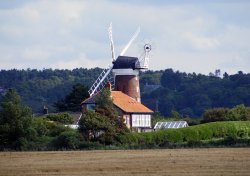 Windmill at Weybourne, Norfolk Wallpaper