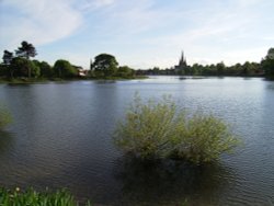 Stowe Pool. Lichfield Wallpaper