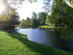 The pool on Beacon Park, Lichfield, Staffordshire Wallpaper