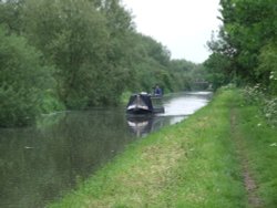Grand Union Canal by Watermead Park Wallpaper