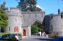 Entrance to Arundel Castle, Arundel, West Sussex Wallpaper