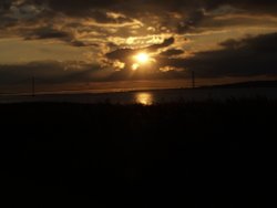 New Holland River Humber Wallpaper