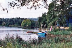 Arrow Valley Park, Redditch Wallpaper