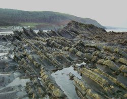 Rocky Outcrops of Clarach Bay Wallpaper