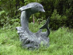 Renishaw Gardens sculpture park, Killamarsh, Derbyshire Wallpaper