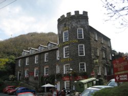 The Wellington Hotel at Boscastle, Cornwall Wallpaper