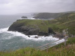 Stormy seas at Tintagel, Cornwall Wallpaper