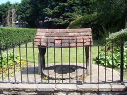 The Old Wishing Well, Roundwood Park, Willesden, Greater London Wallpaper