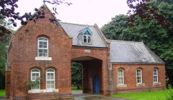 Gatehouse, Epworth, Lincolnshire Wallpaper