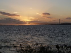 Sunset over the Humber Bridge, Lincolnshire Wallpaper