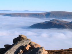 ON SHEFFIELD PIKE ABOVE THE FOG