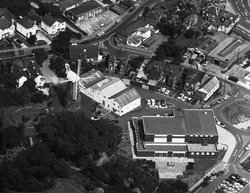 Aerial photo of Rayleigh Conservative Club, Essex Wallpaper
