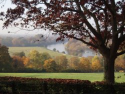 Autumn's Glory Wallpaper