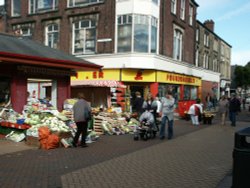 Colourful market Wallpaper