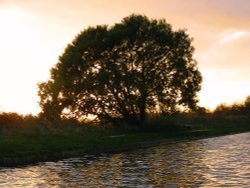 Horsey, late afternoon in Autumn Wallpaper
