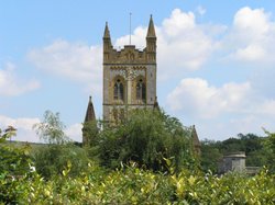 Buckfast Abbey, Buckfastleigh, Devon Wallpaper