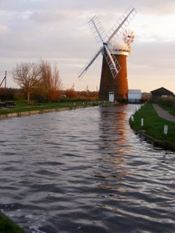 Horsey Mill, late afternnon in Autumn