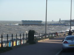 Seafront east to west Wallpaper