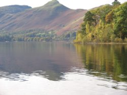 Derwentwater and mountains from Friars Crag, Cumbria Wallpaper