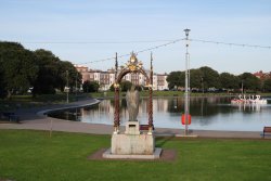Southsea - Lake & Monument nr Pier Wallpaper