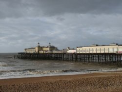 Hastings Pier Wallpaper