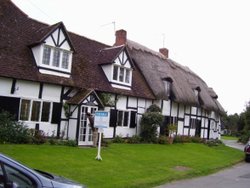 Cottage for Sale! Wallpaper